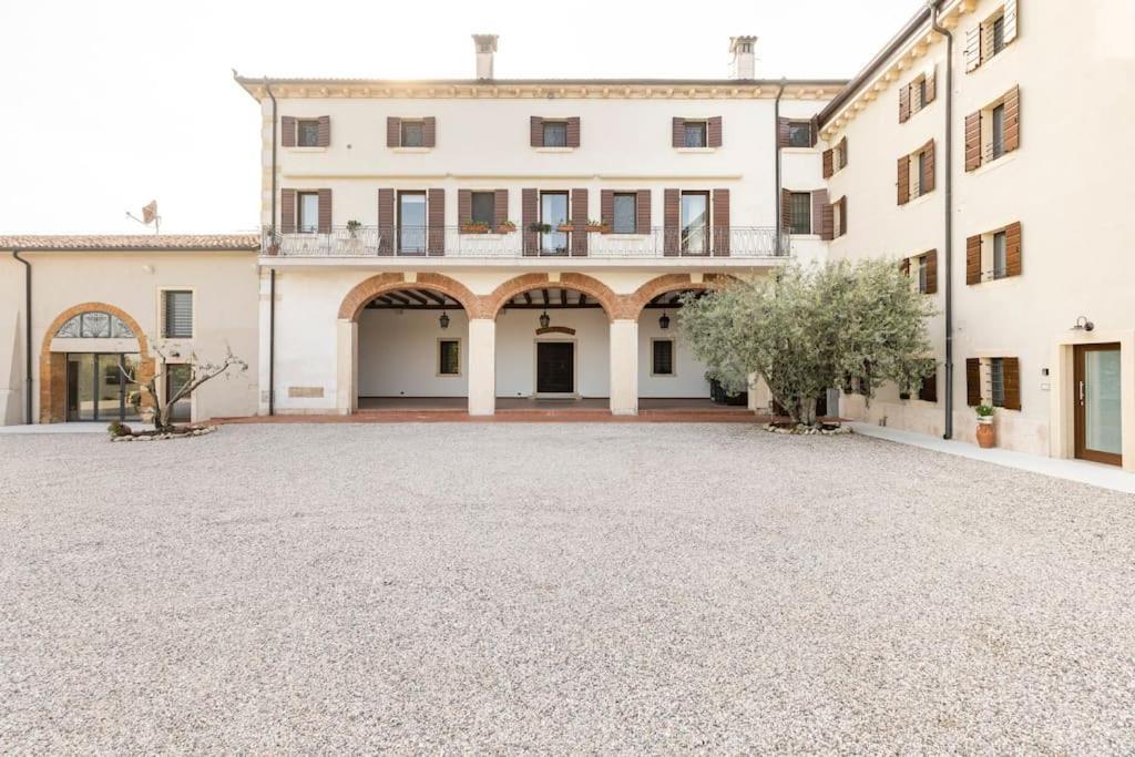 Verdeolivo 1876 - Apartments & Pool Mezzane di Sotto Exterior photo